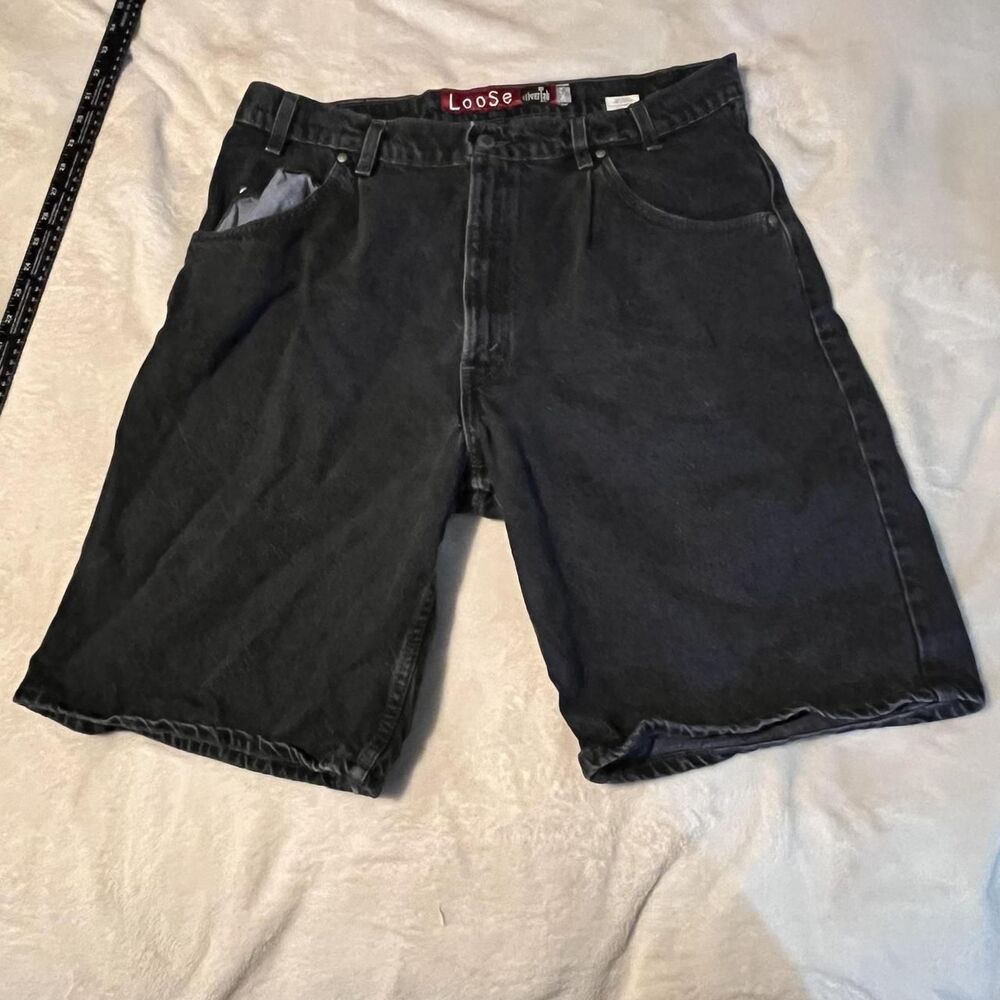 Vintage Levi's SilverTab Bermuda Shorts Mens 38 Black Loose Fit 12in Denim